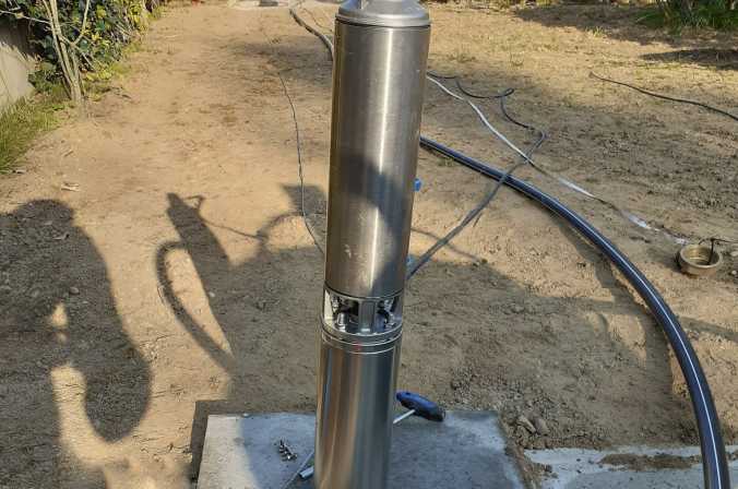 Installation d&#039;une pompe de forage à Messimy sur Saône (01)