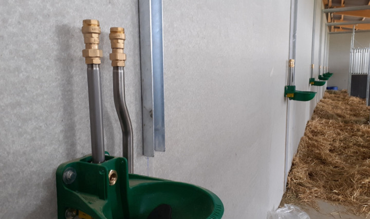 Installation d&#039;abreuvoirs et pompe antigel pour un centre équestre à Rillieux la Pape (69)