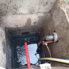 Remplacement d&#039;une pompe de  relevage des eaux de sortie de fosse septique à Garnerans (01)