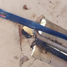 Remplacement d&#039;un tablier de volet et fixations sur piscine 14m x 7m